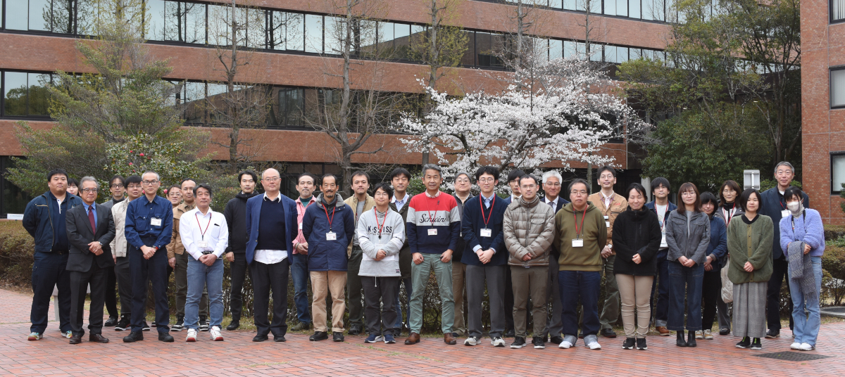 分子科学研究所　技術課写真